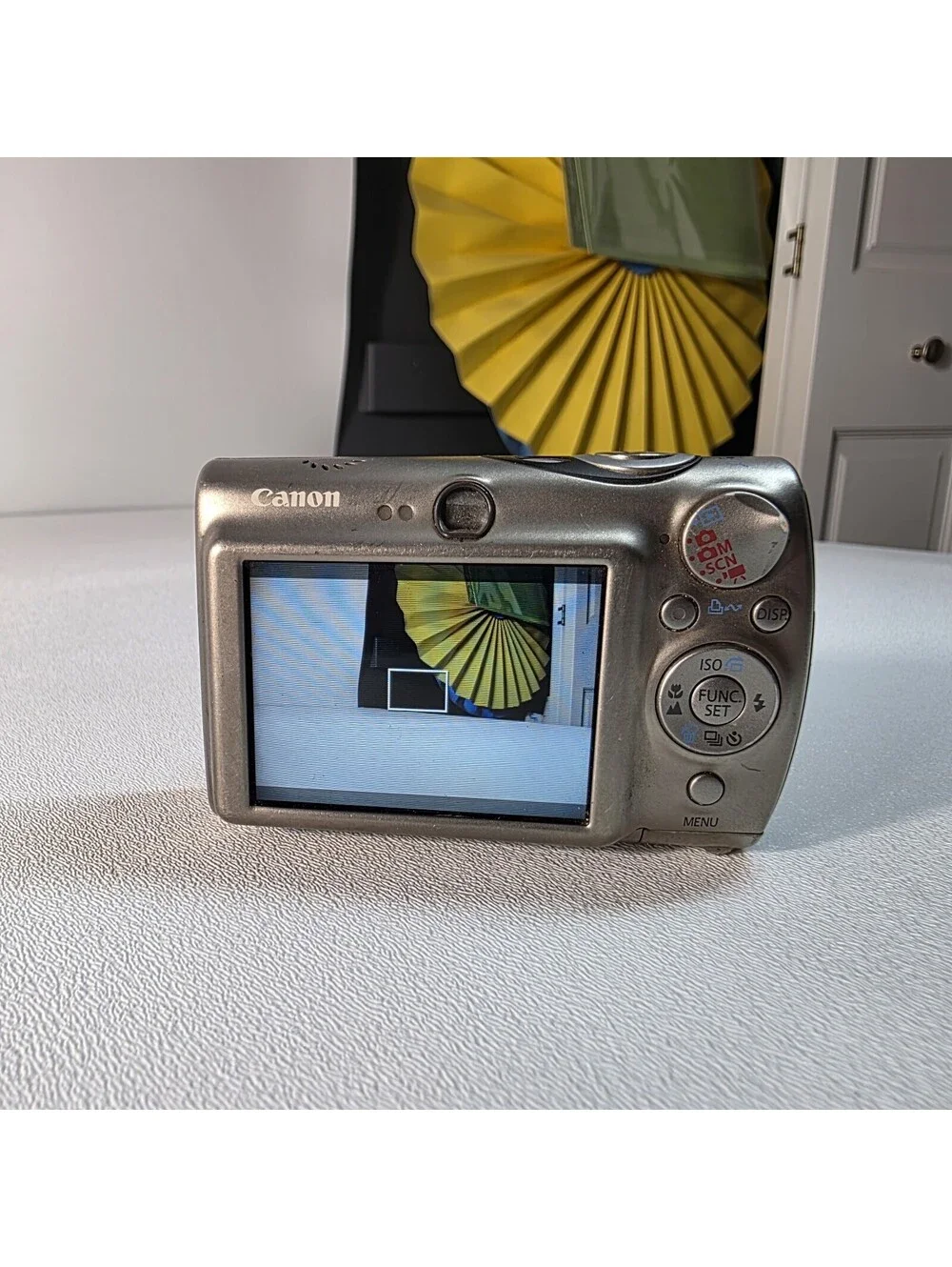 Canon PowerShot ELPH SD900 10.0MP Titanium Digital Camera Gray Tested Working